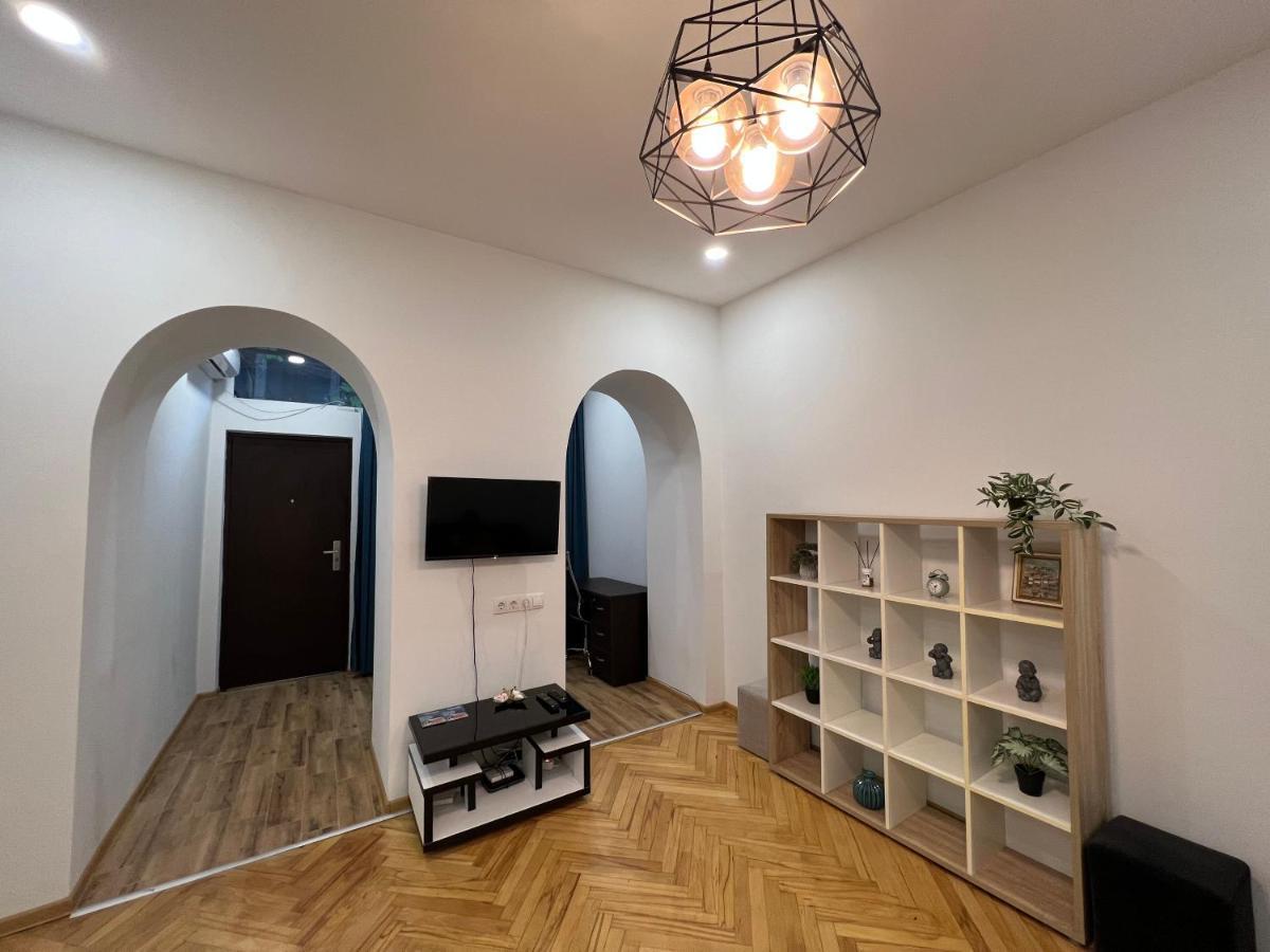 Cosy Apartment In Tbilisi Centre Exterior foto