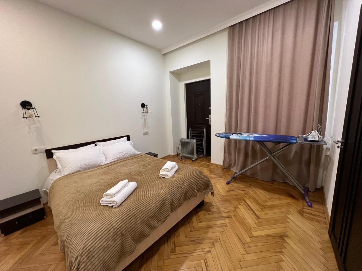 Cosy Apartment In Tbilisi Centre Exterior foto