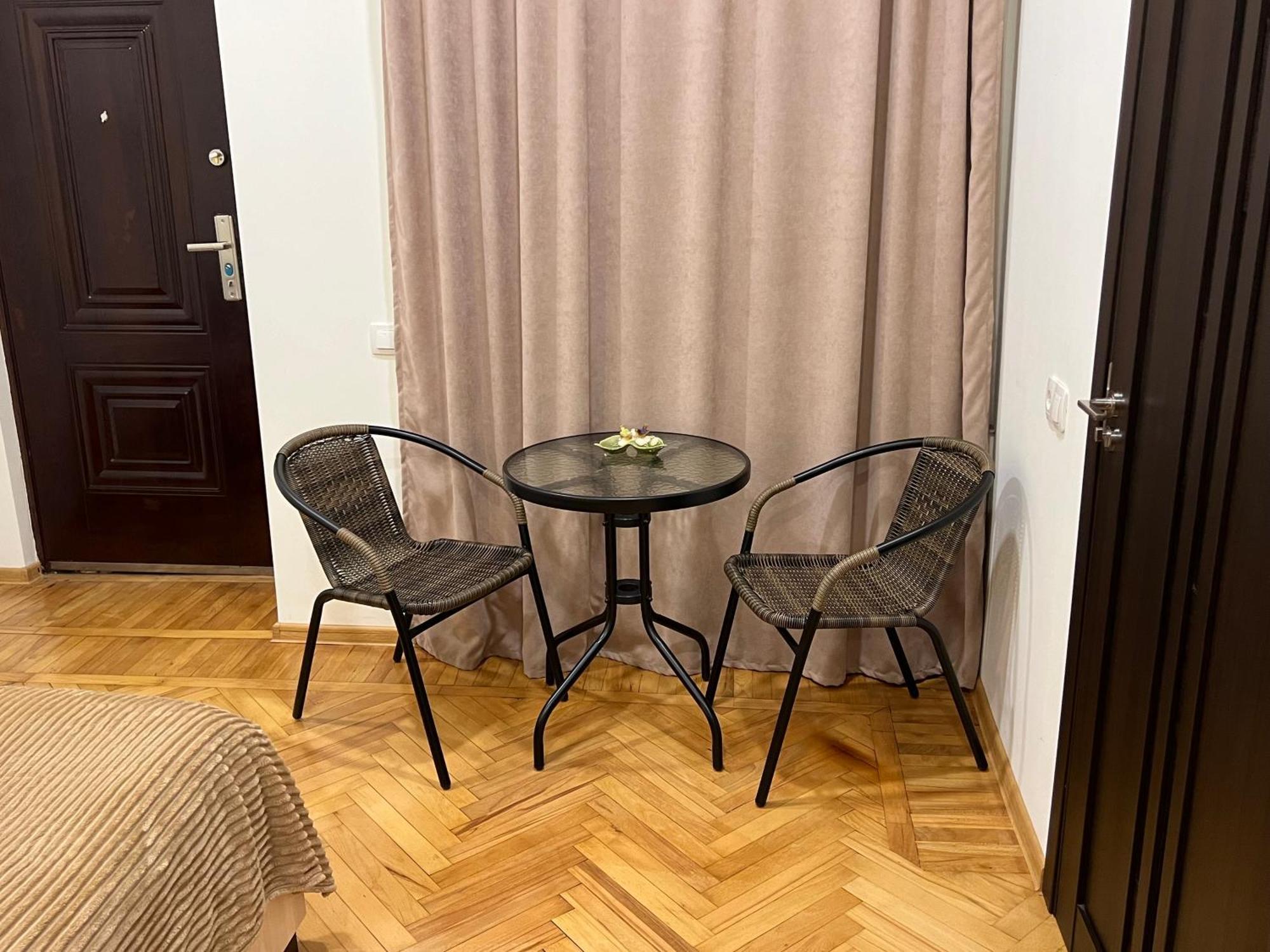Cosy Apartment In Tbilisi Centre Exterior foto